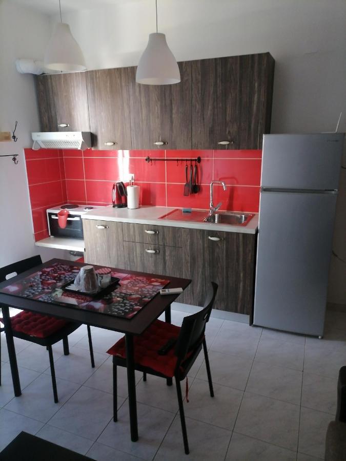 City Apartment Ierápetra Buitenkant foto